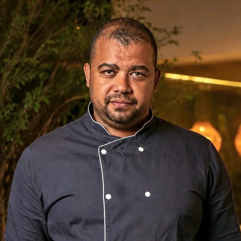 Chef Demetrius Borges